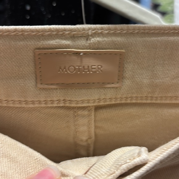 MOTHER The Weekender in Chalk It Up Mod Rise Flare Jeans - Picture 11 of 13